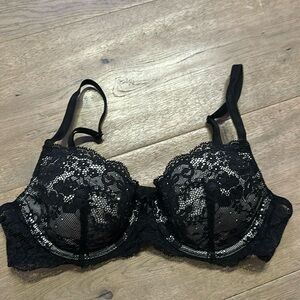 Victoria’s Secret Dream Angels Lined Demi Bra